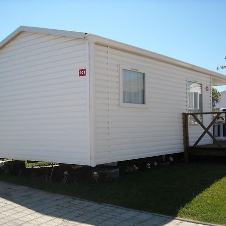 Orbitur Guincho Bungalows - Caravan Park Cascais Bagian luar foto