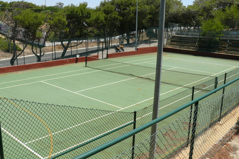 Orbitur Guincho Bungalows - Caravan Park Cascais Bagian luar foto