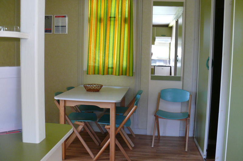 Orbitur Guincho Bungalows - Caravan Park Cascais Bagian luar foto