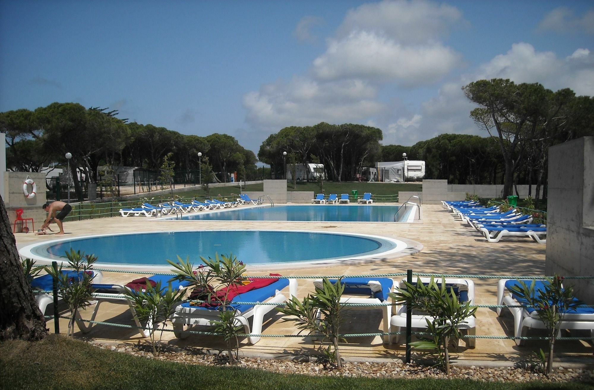 Orbitur Guincho Bungalows - Caravan Park Cascais Bagian luar foto